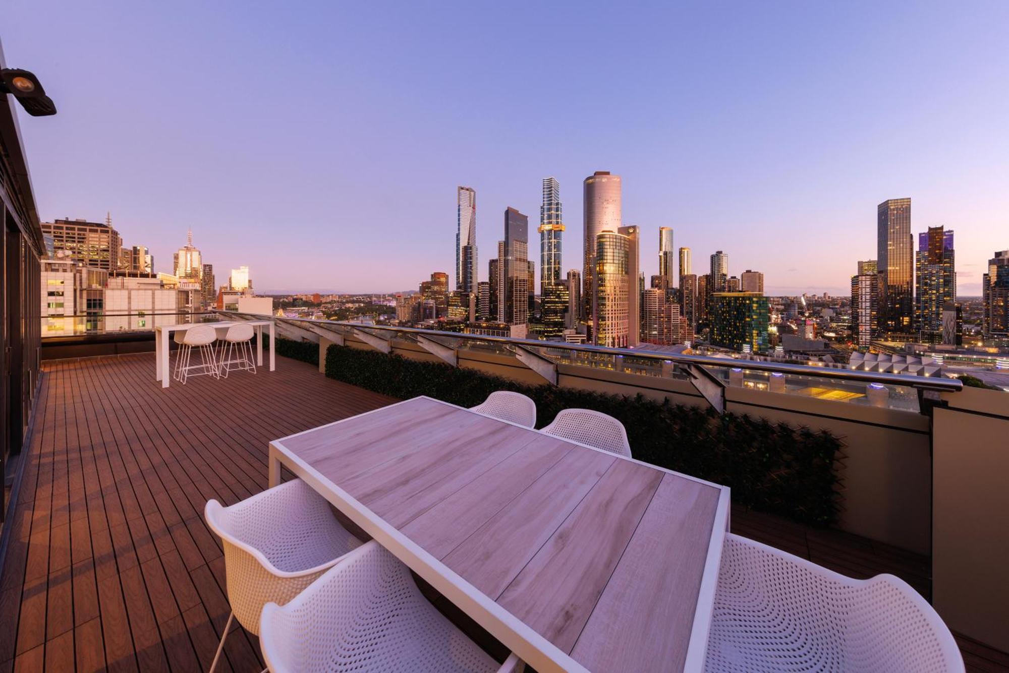 Flinders Luxury Penthouse Apartment เมลเบิร์น ภายนอก รูปภาพ