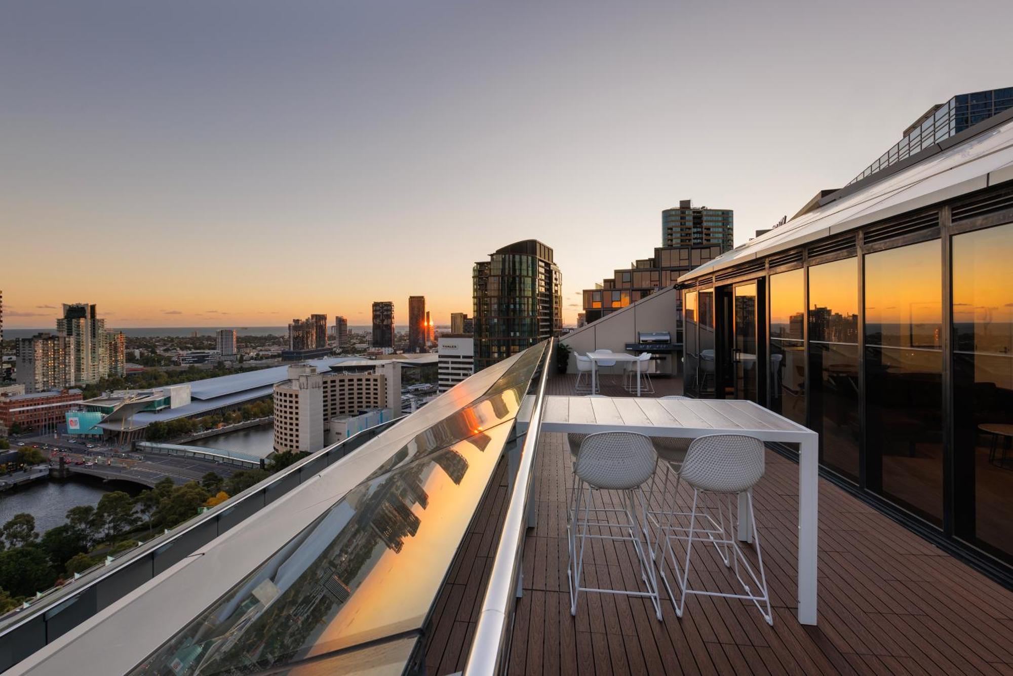 Flinders Luxury Penthouse Apartment เมลเบิร์น ภายนอก รูปภาพ